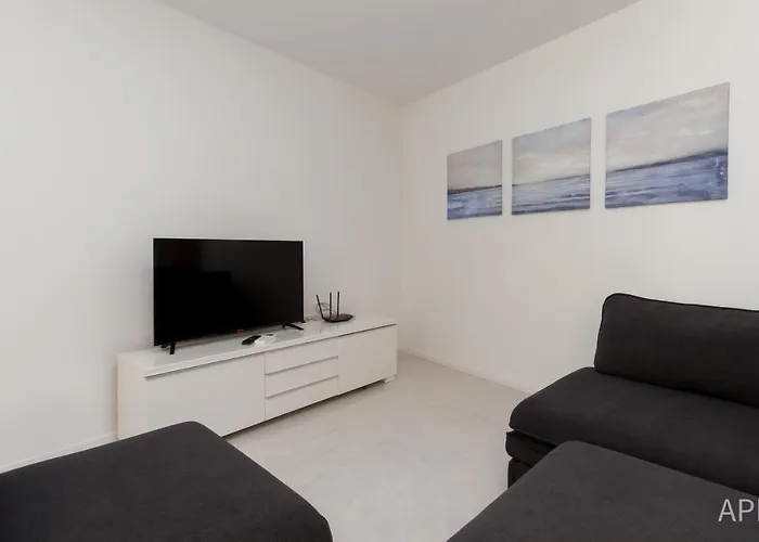 Premium Tartini By Locap Group * Piran